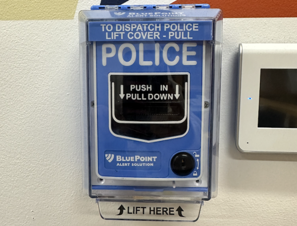 The BluePoint emergency pull box is currently located in the main office by Upper School Administrative Assistant Heather Udell's desk. Photo by Vivi Ducker, LT